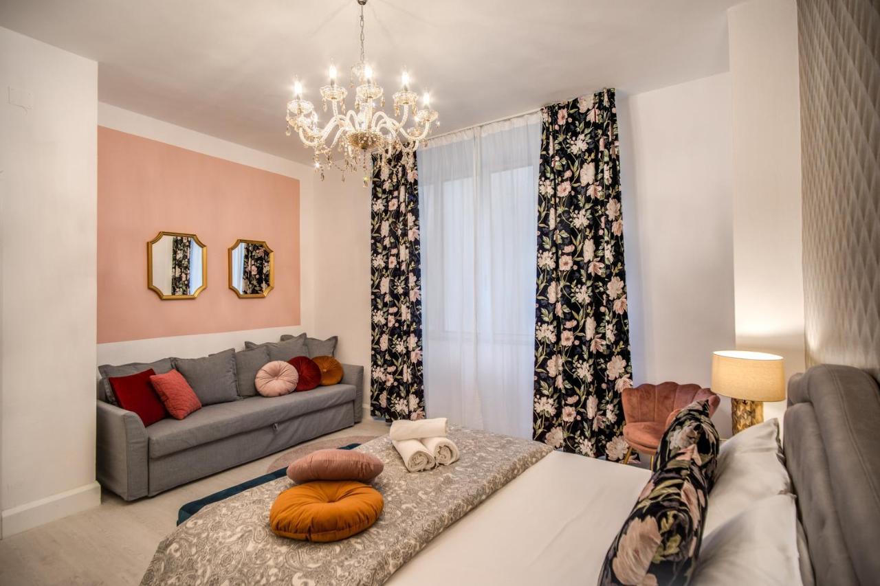 Aweshomeitaly - White Mirrors Apartment Pisa Exterior photo